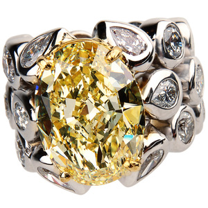 Splash Oval Fancy Ring