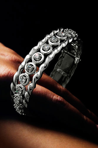 Diamond Bracelet at Kaufmann de Suisse Jewelers